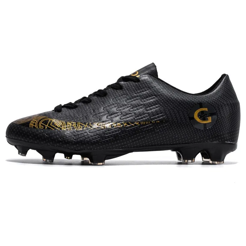 Black Men's Comfortable Lace-up Wear-Resistant Outdoor Soccer Shoes