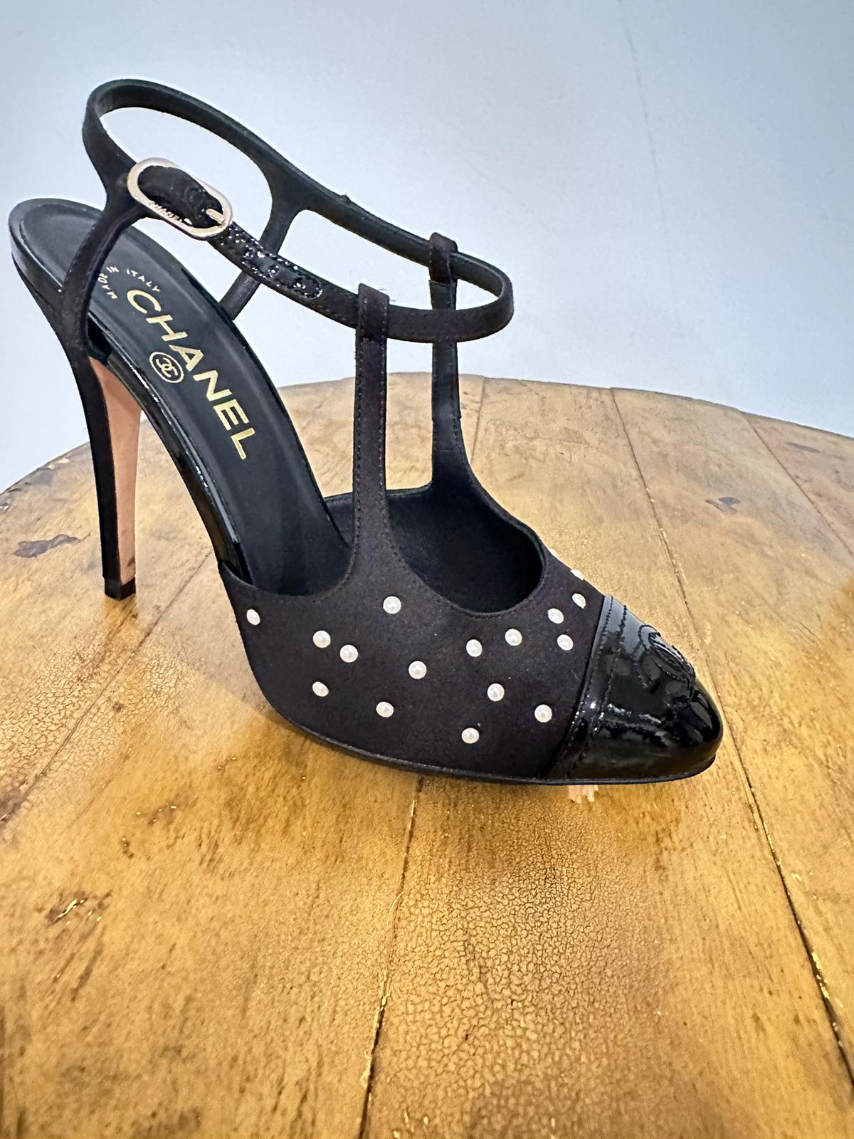 Chanel 18C 2018 Cruise Resort Satin Black Stiletto Pearl Slingback Heels EU 38C US 8/8.5