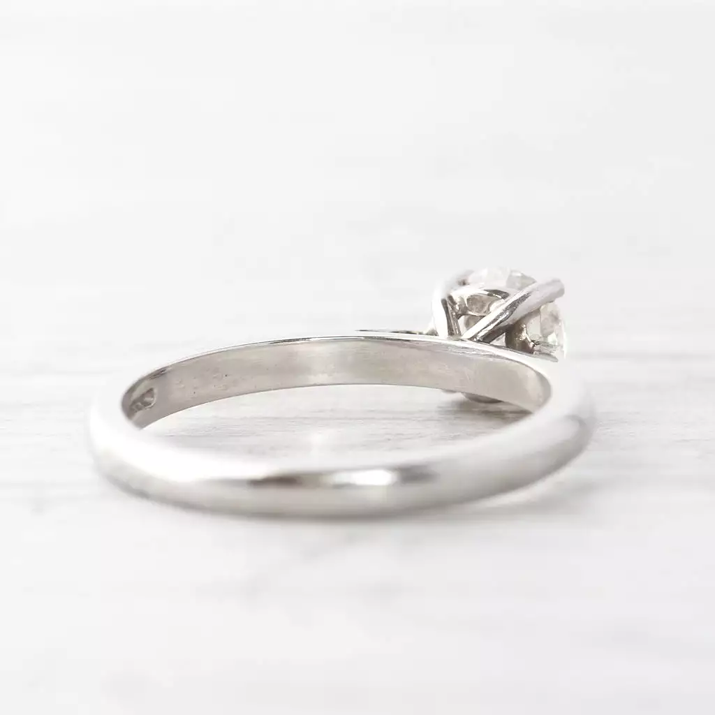 Contemporary 0.70 Carat Brilliant Cut Diamond Solitaire