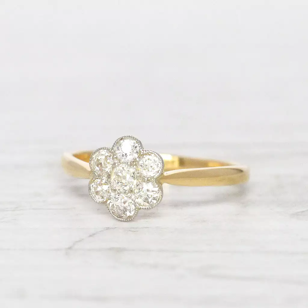 Edwardian 0.49 Carat Old Cut Diamond Daisy Cluster