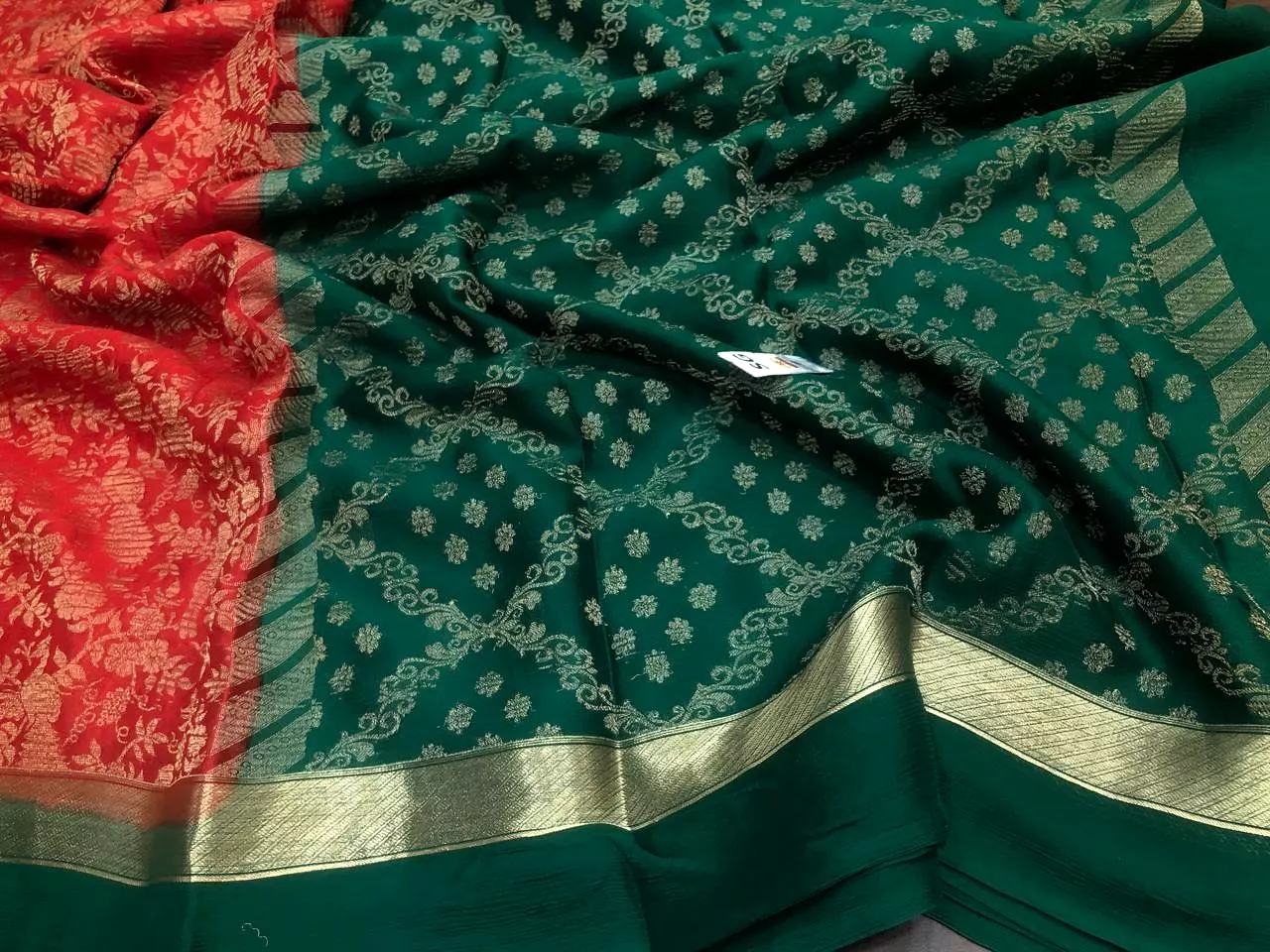 Manikya , Red and Green Pure Mysore Silk Saree for women -PRIYA001MSA