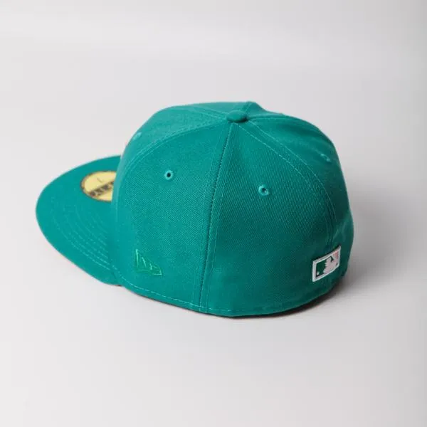 NEW ERA - Accessories - Oakland A's 1989 WS Custom Fitted - Green/Blush