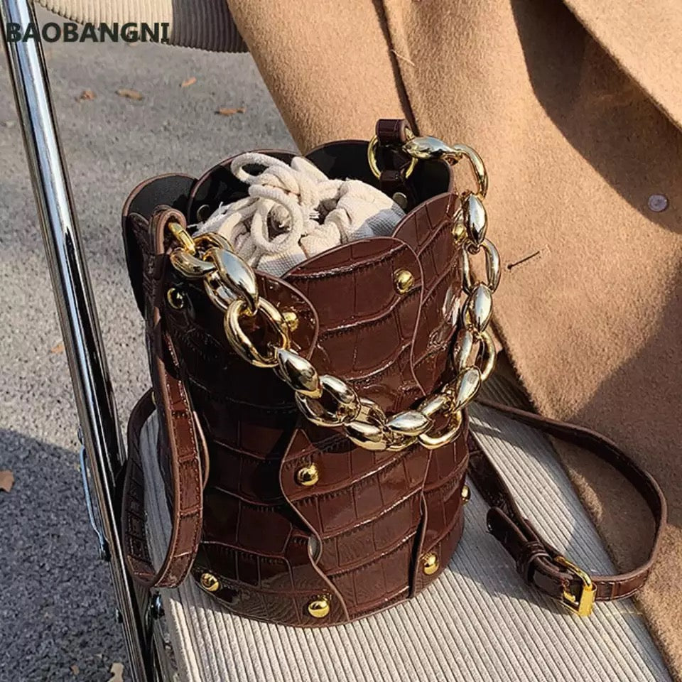 Stone pattern Chain Tote Bucket bag