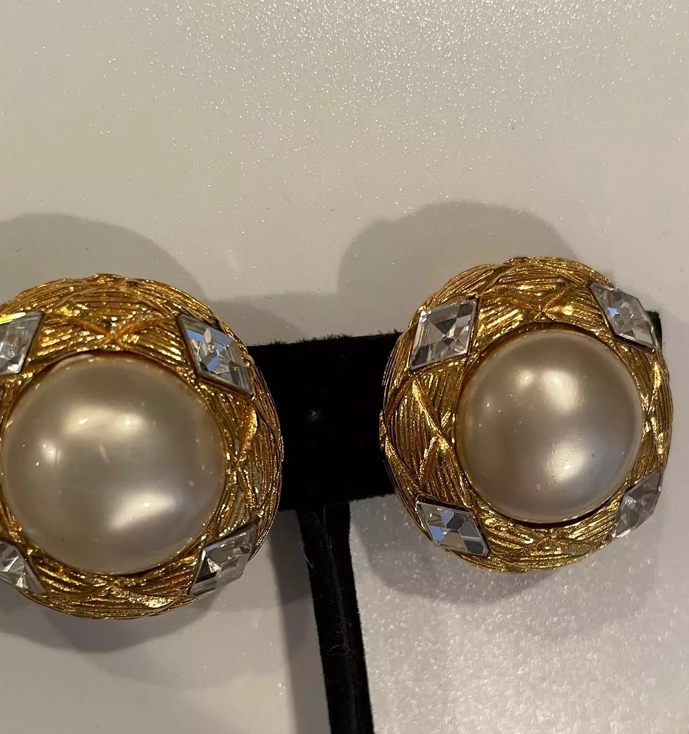 Vintage Chanel Clip on Gold Pearl Crystal Round Earrings